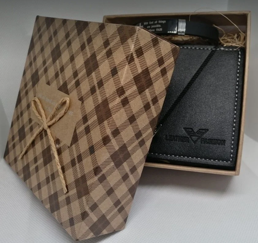 Men's leather wallet and bracelet gift set in a premium gift box